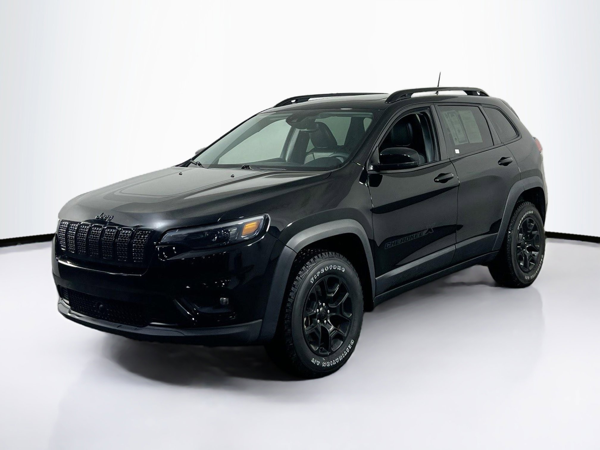 Used 2022 Jeep Cherokee Latitude w/ Sun & Sound Group AWD/4WD image 1
