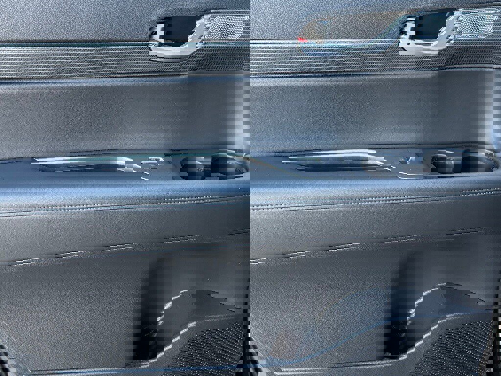 Used 2024 Hyundai Palisade Limited image 11