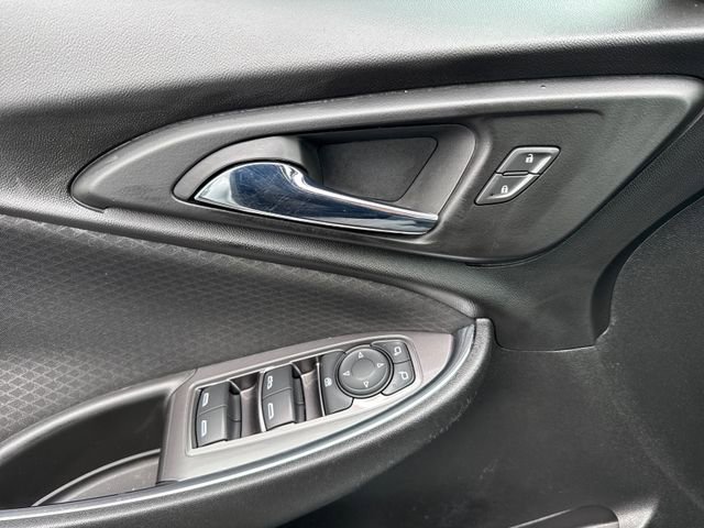 Used 2018 Chevrolet Malibu LT image 21