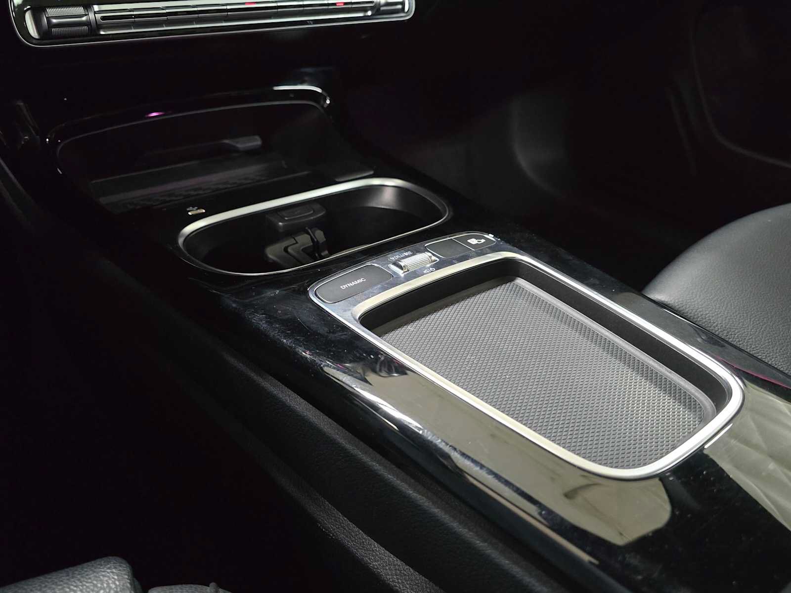 Used 2025 Mercedes-Benz CLA 250 4MATIC image 34