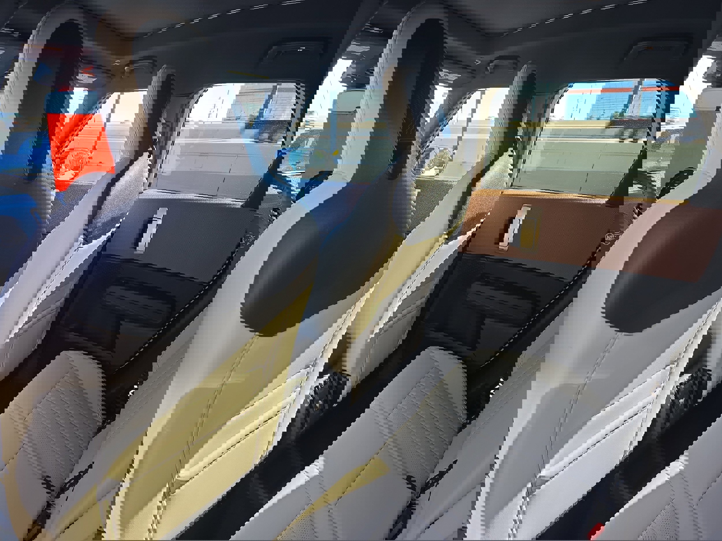 Certified 2025 MINI Cooper Countryman S w/ Comfort Package Max image 14