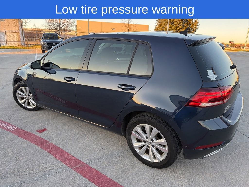 Used 2018 Volkswagen Golf SE image 4