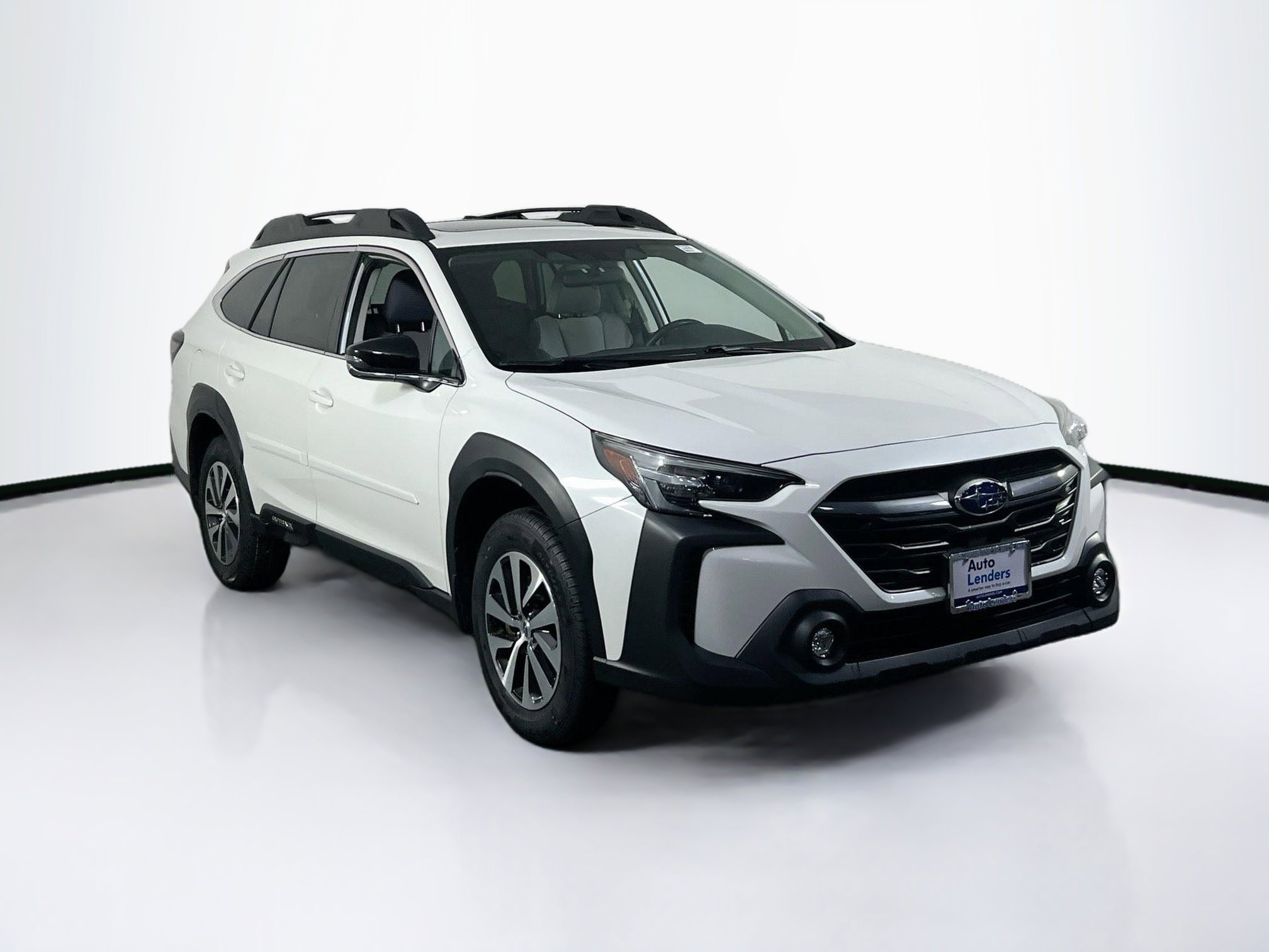 Used 2023 Subaru Outback Premium image 3