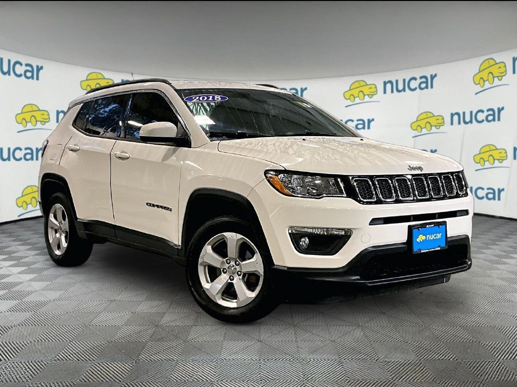 Used 2018 Jeep Compass Latitude w/ Popular Equipment Group AWD/4WD image 1
