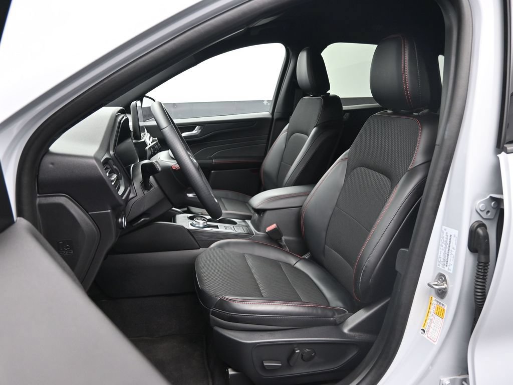 Used 2026 Ford Escape ST-Line AWD/4WD image 25