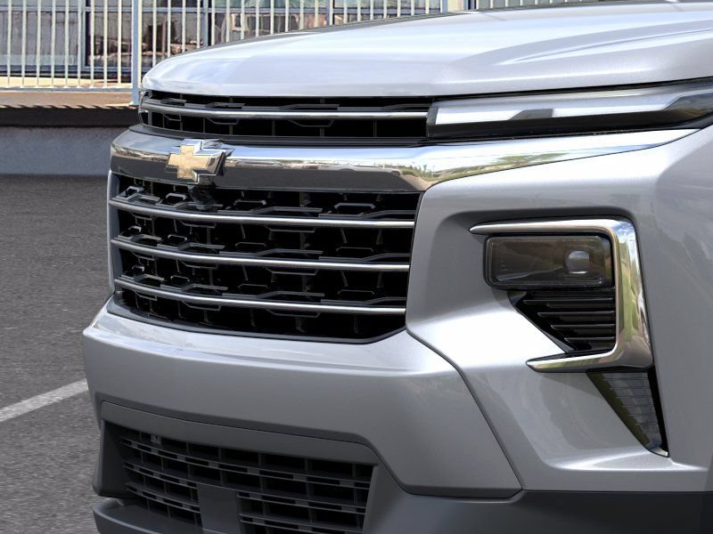 New 2027 Chevrolet Traverse LT w/ LPO, Floor Liner Package AWD/4WD image 13