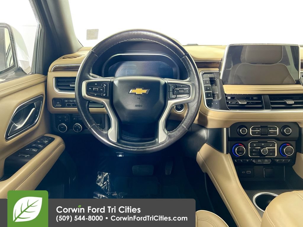 Used 2022 Chevrolet Suburban Premier AWD/4WD image 28