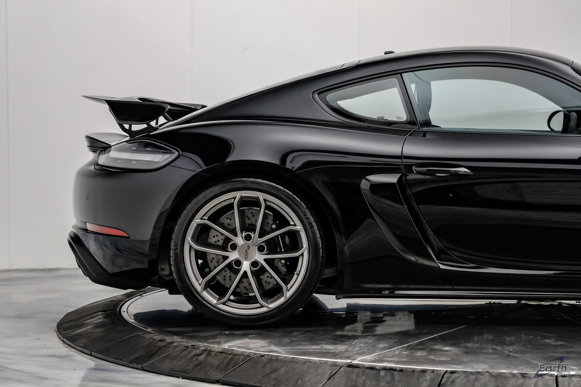 Used 2023 Porsche 718 Cayman GT4 RWD image 26