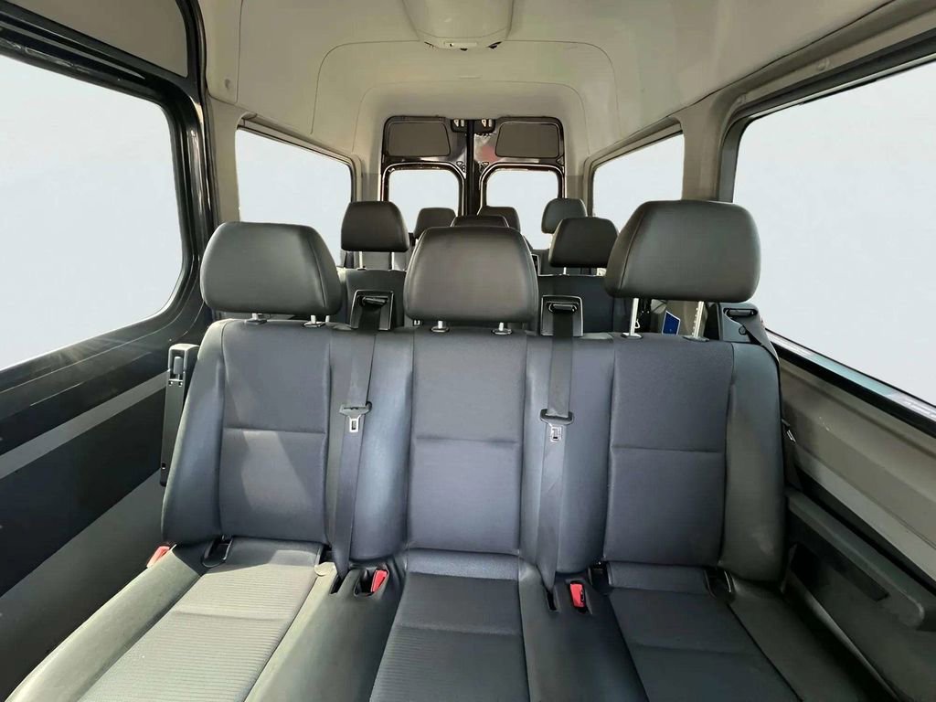 Used 2018 Mercedes-Benz Sprinter 2500 image 19