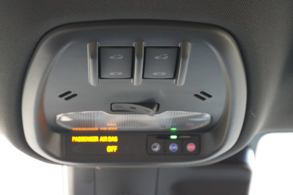 New 2026 Chevrolet Trax RS w/ Sunroof Package FWD image 20