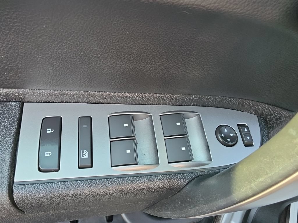 Used 2013 Chevrolet Silverado 1500 LT w/ All-Star Edition RWD image 17