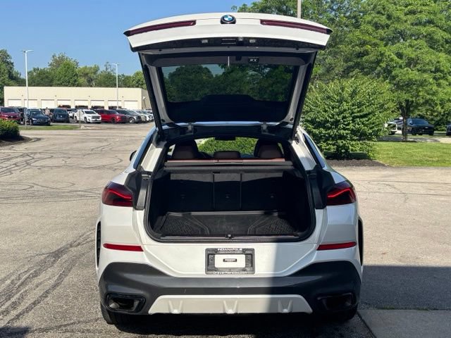 Used 2023 BMW X6 xDrive40i w/ M Sport Package AWD/4WD image 31
