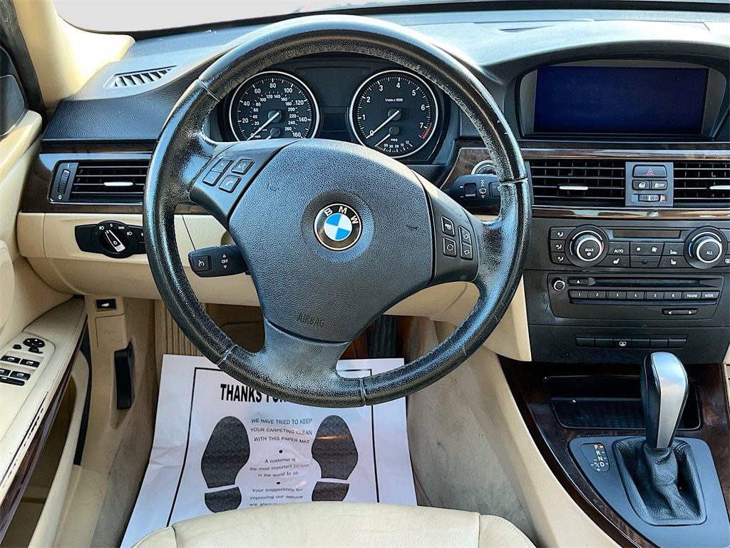 Used 2011 BMW 328i Sedan w/ Premium Pkg image 23