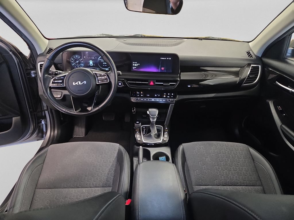 Used 2024 Kia Seltos X-Line AWD/4WD image 18
