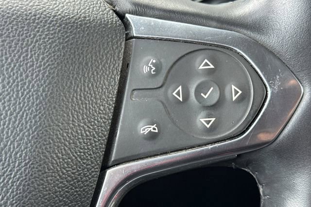 Used 2020 Chevrolet Traverse RS image 40