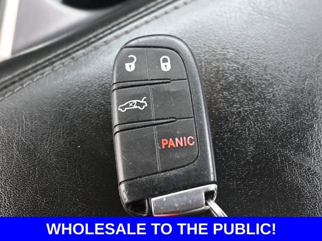 Used 2017 Dodge Challenger SXT RWD image 17