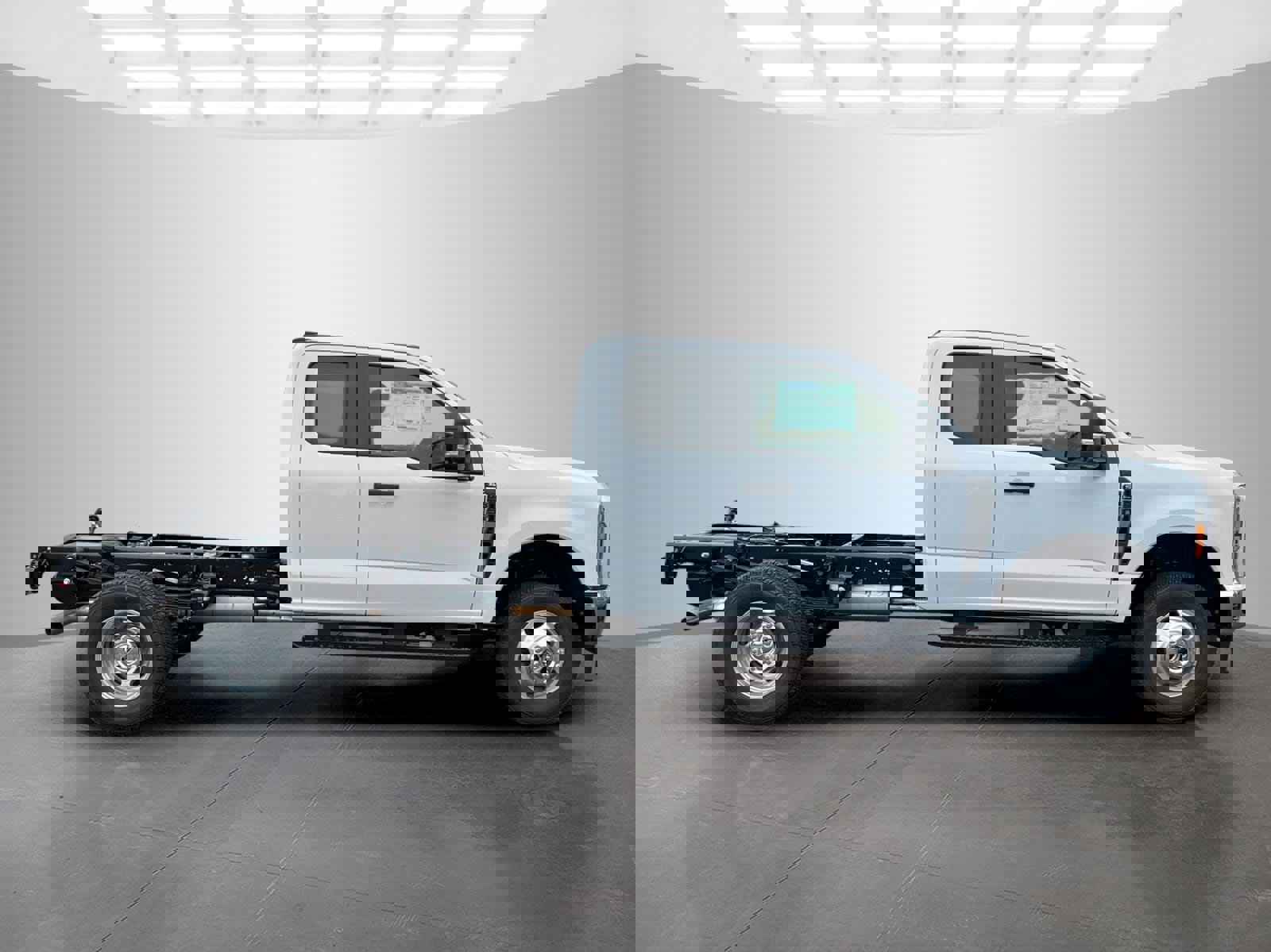 New 2025 Ford F350 XLT w/ XLT Value Package image 3