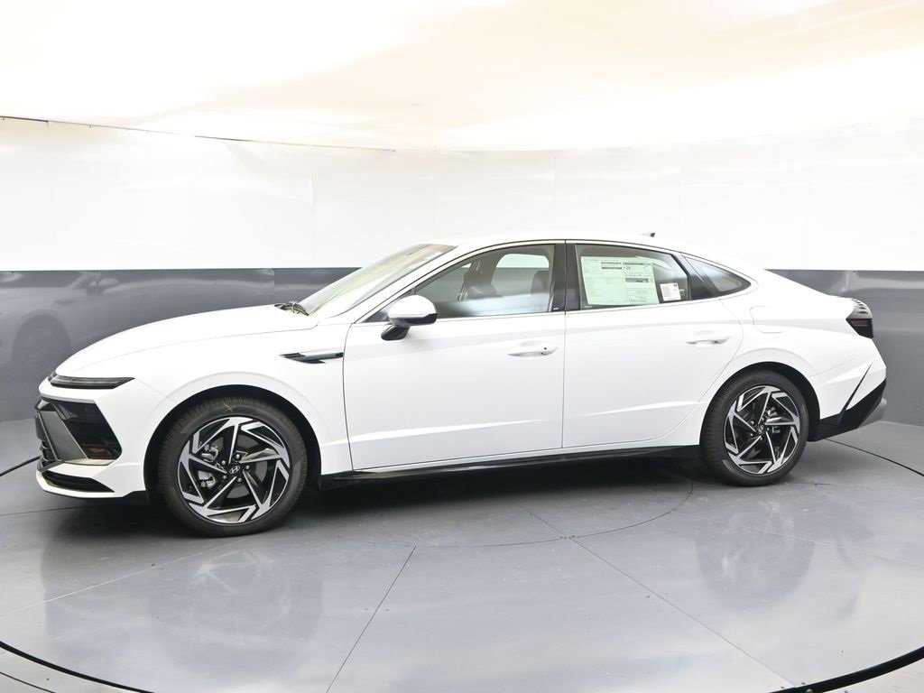 New 2026 Hyundai Sonata SEL image 2