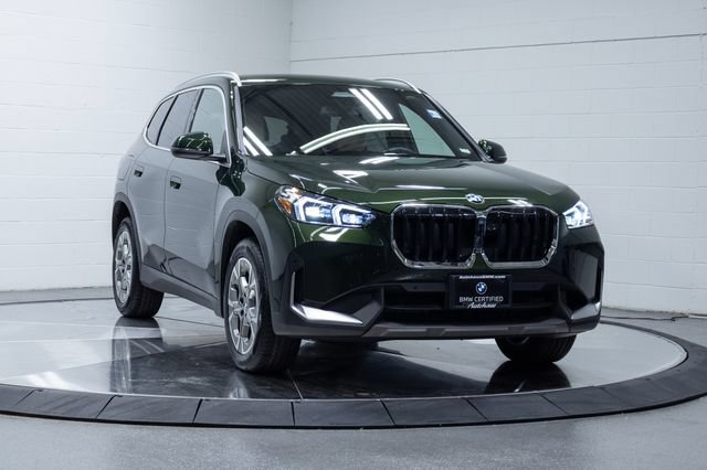 Used 2023 BMW X1 xDrive28i AWD/4WD image 4