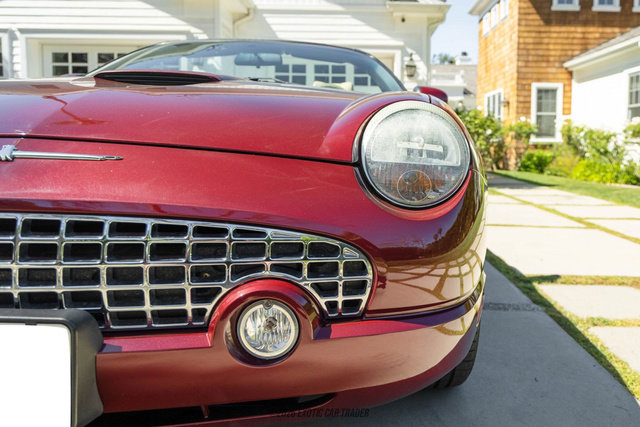 Used 2004 Ford Thunderbird Deluxe image 83