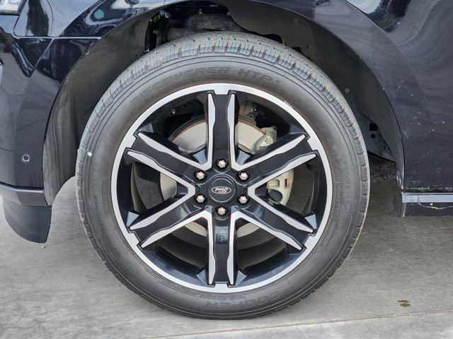 Used 2021 Ford Expedition Limited RWD image 10