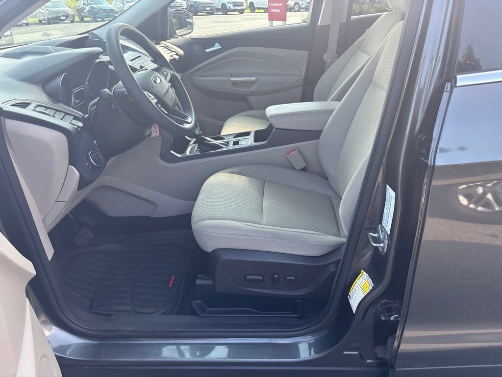 Used 2017 Ford Escape SE AWD/4WD image 11