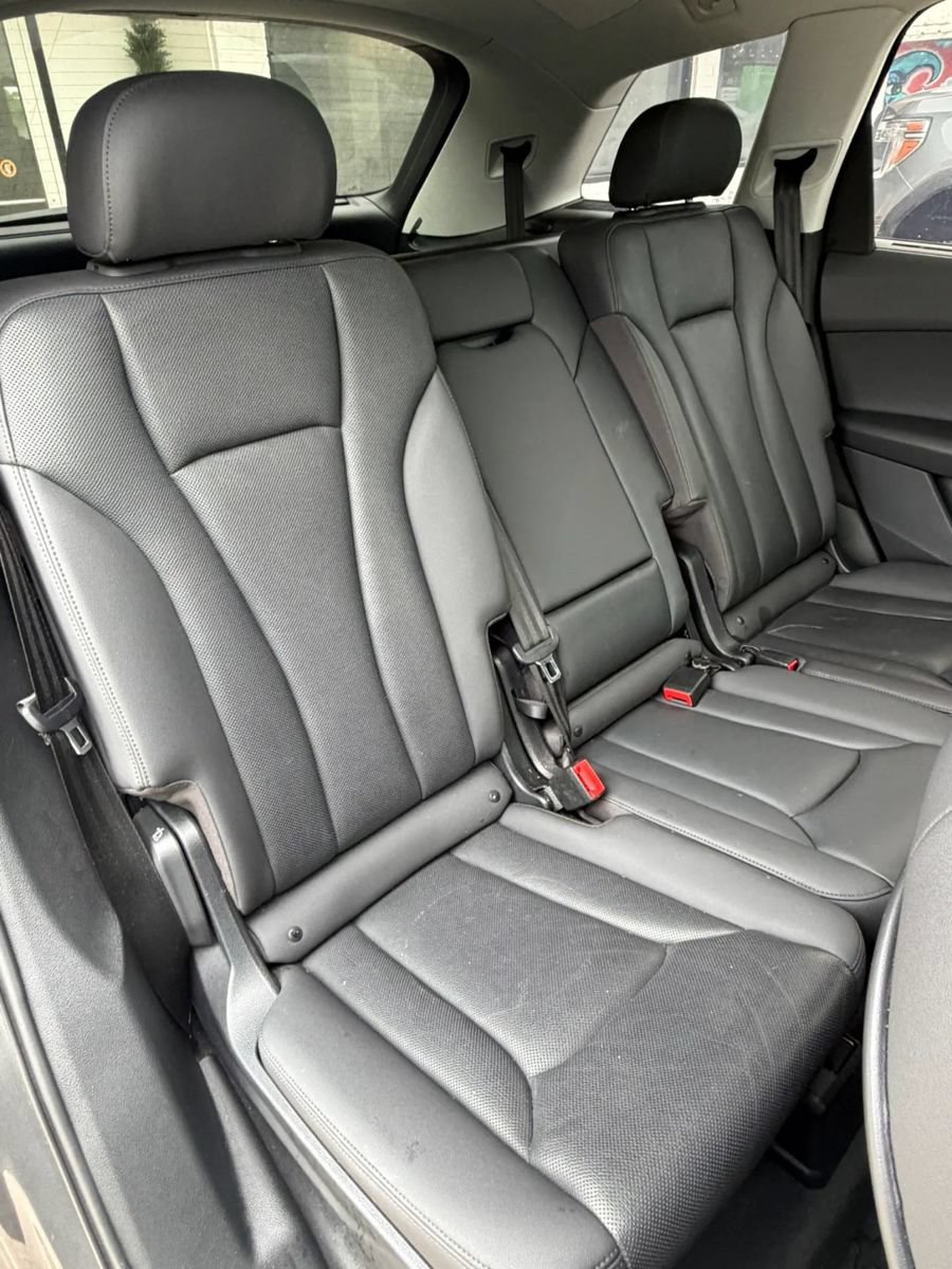Used 2020 Audi Q7 3.0T Prestige w/ Prestige Package AWD/4WD image 25