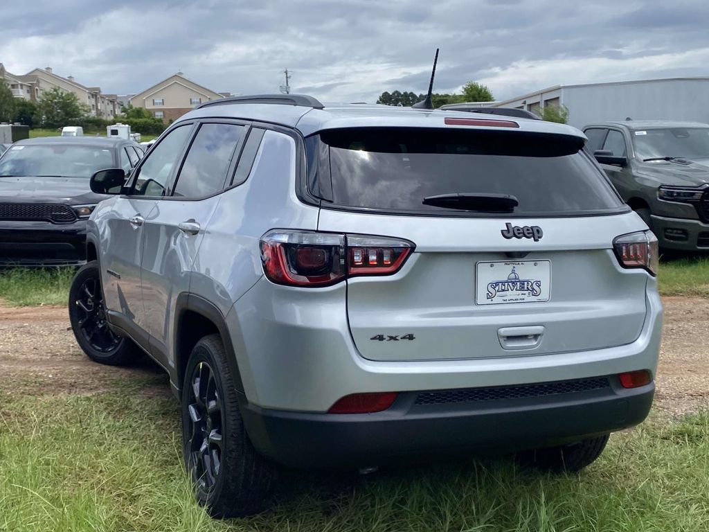 New 2026 Jeep Compass Latitude AWD/4WD image 34