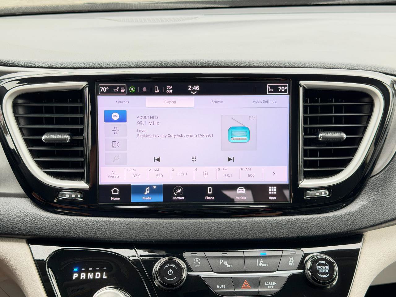 Used 2023 Chrysler Pacifica Touring-L FWD image 23