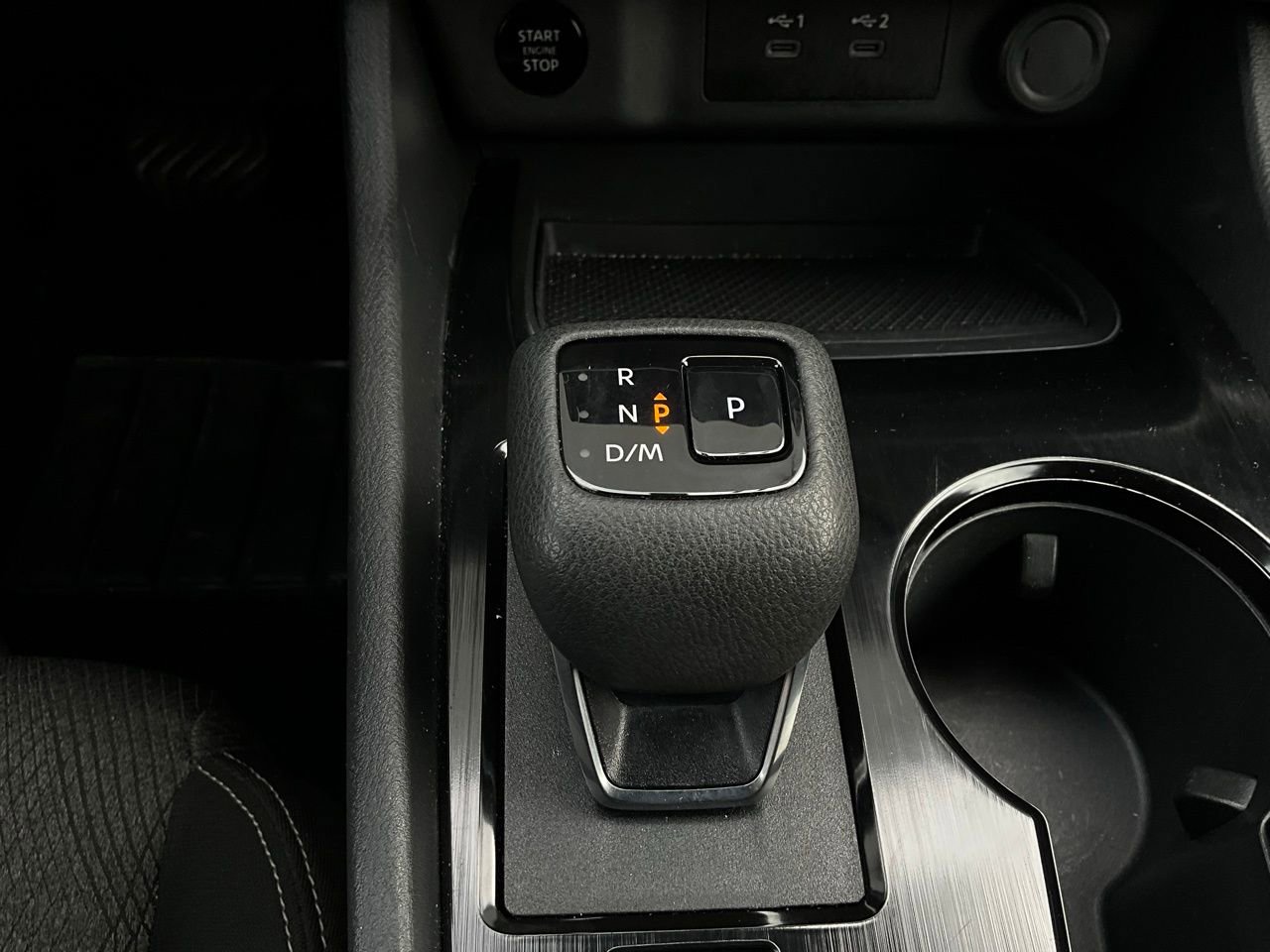 Used 2025 Nissan Rogue SV image 24