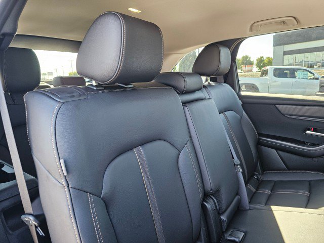 Used 2024 MAZDA CX-90 3.3 Turbo w/ Select Package AWD/4WD image 14