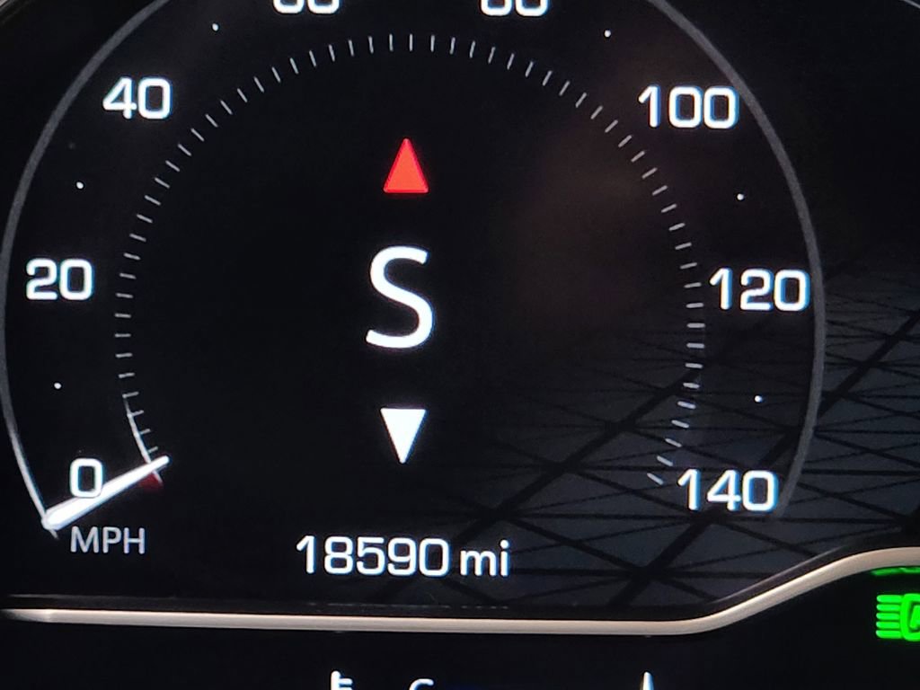 Used 2025 GMC Sierra 1500 Denali Ultimate image 16