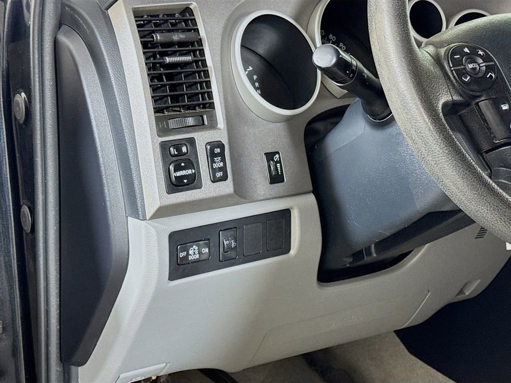 Used 2011 Toyota Tundra 2WD Double Cab w/ SR5 Pkg image 8