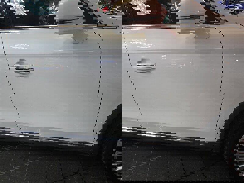 Used 2018 Lincoln MKX Select w/ Select Plus Package AWD/4WD image 16