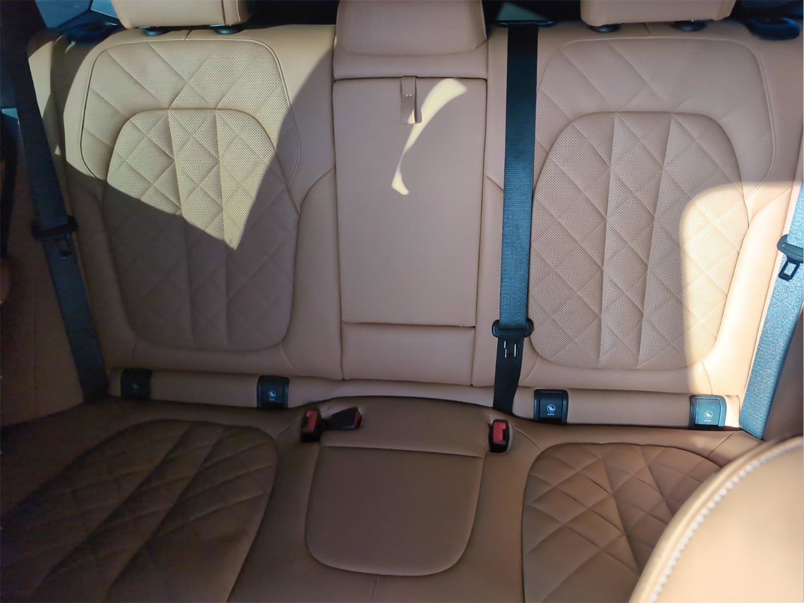 Used 2023 BMW X5 xDrive40i w/ M Sport Package image 31