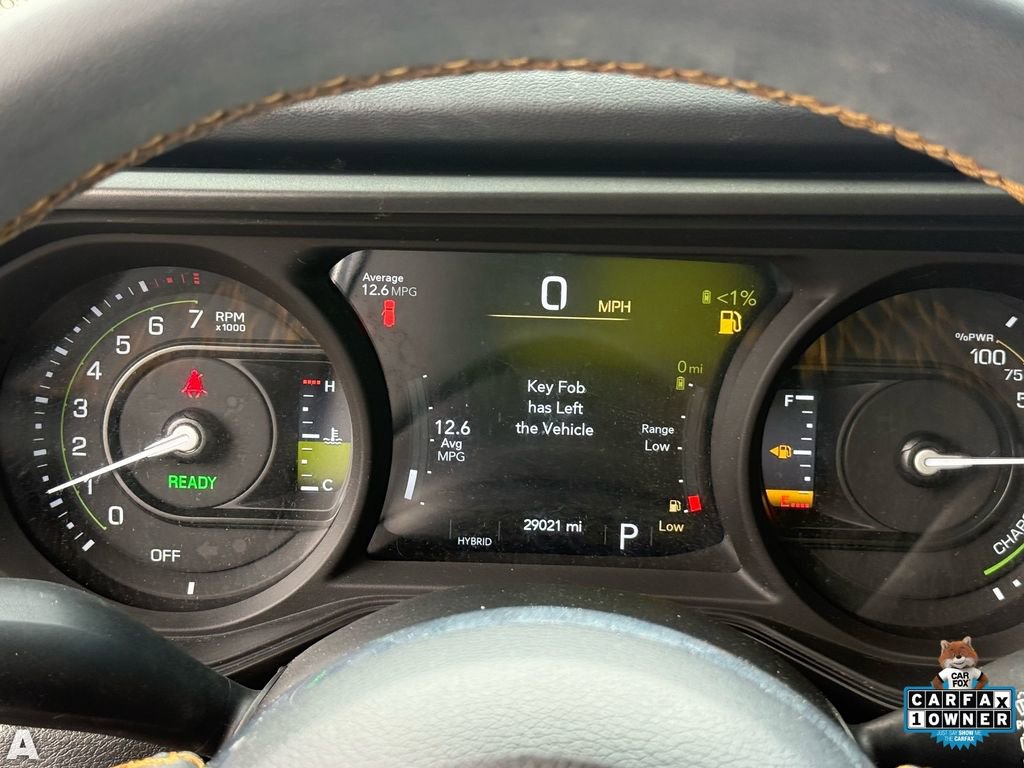 Used 2024 Jeep Wrangler Unlimited Sahara w/ Technology Group image 18