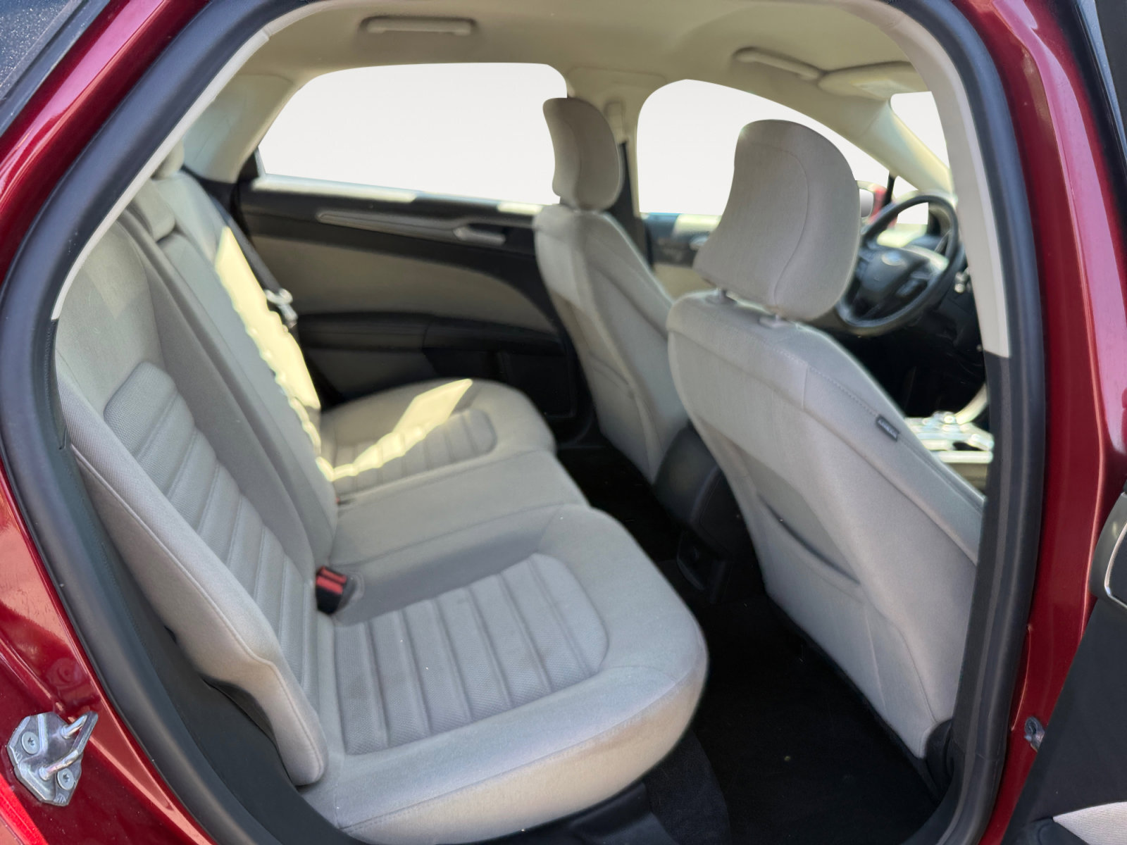 Used 2019 Ford Fusion S image 18