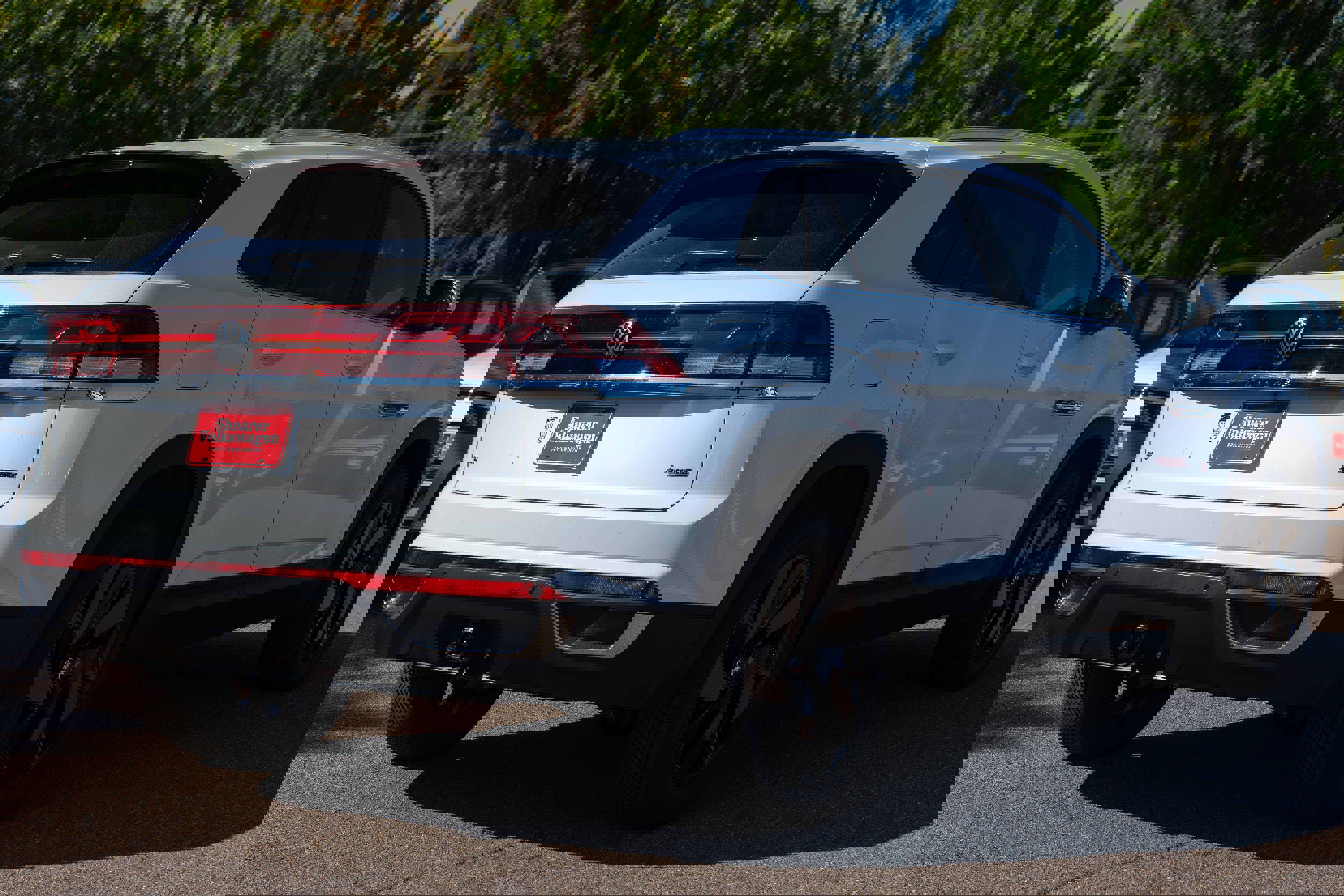 New 2026 Volkswagen Atlas Cross Sport SE image 6