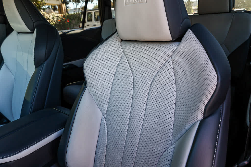 Used 2025 Lexus TX 500h AWD w/ Technology Package image 27