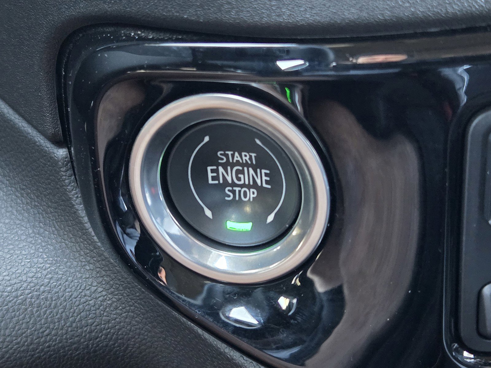 Used 2024 GMC Sierra 1500 SLT w/ SLT Premium Plus Package image 20