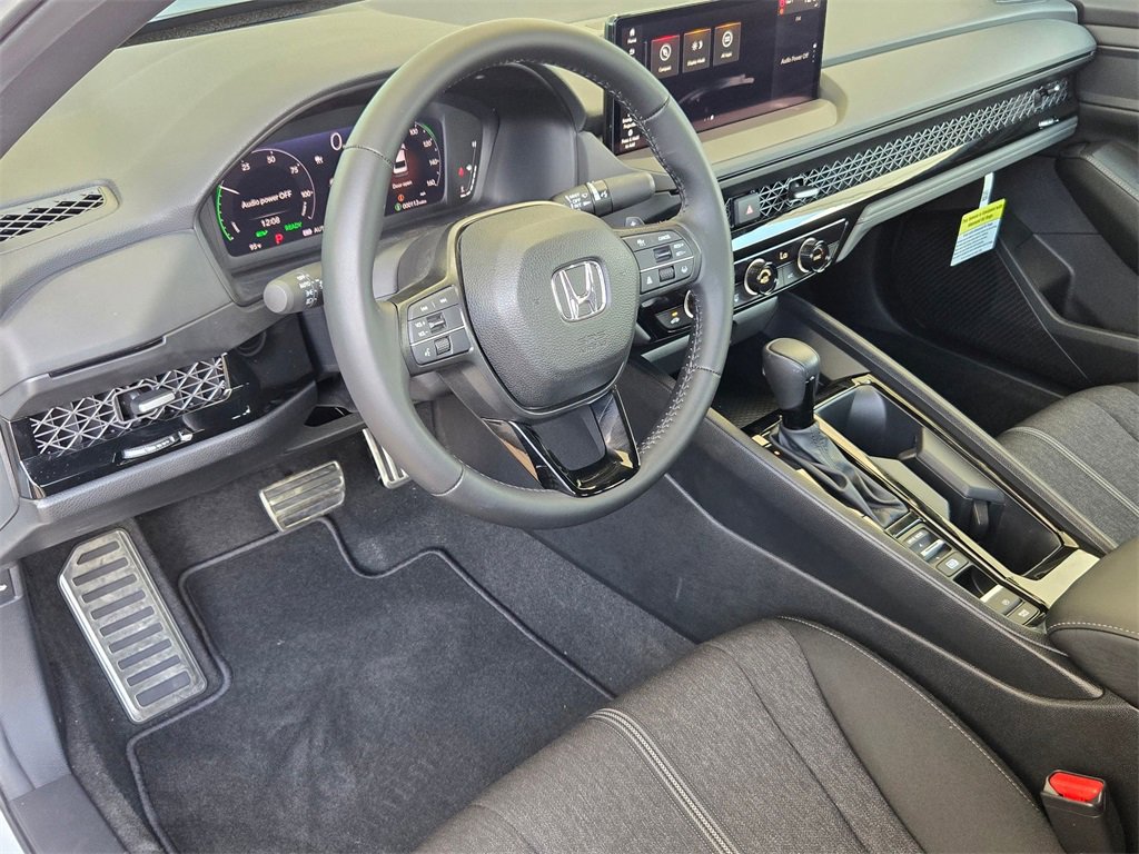 Used 2024 Honda Accord Sport image 10