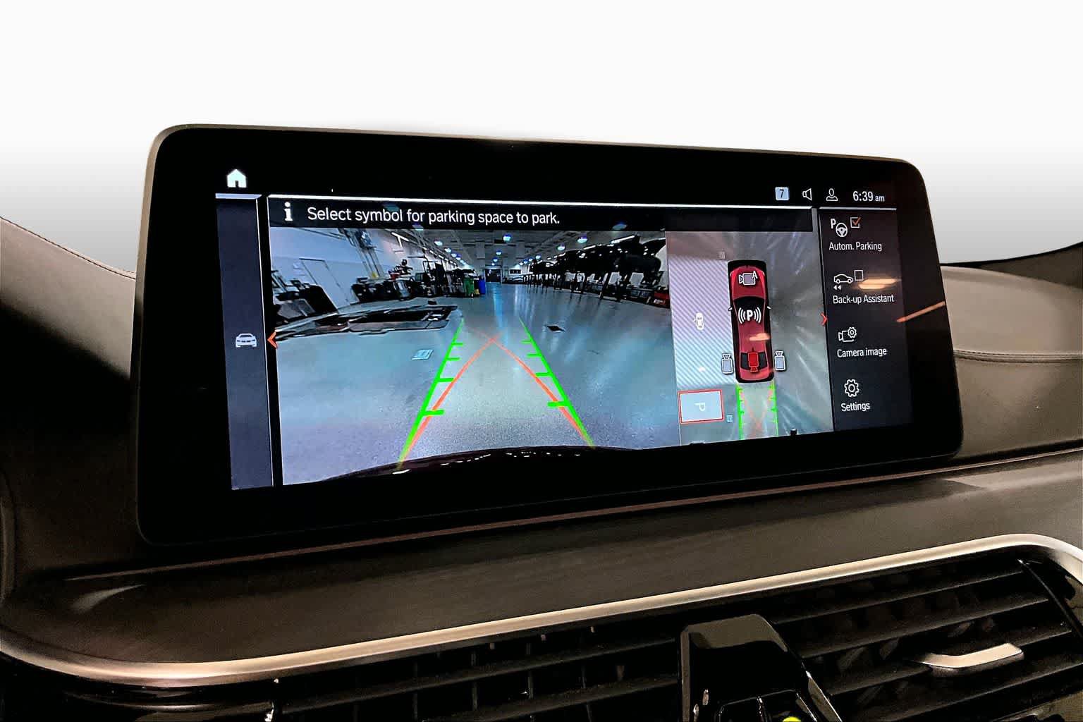 Used 2022 BMW M550i xDrive w/ Dynamic Handling Package AWD/4WD image 31