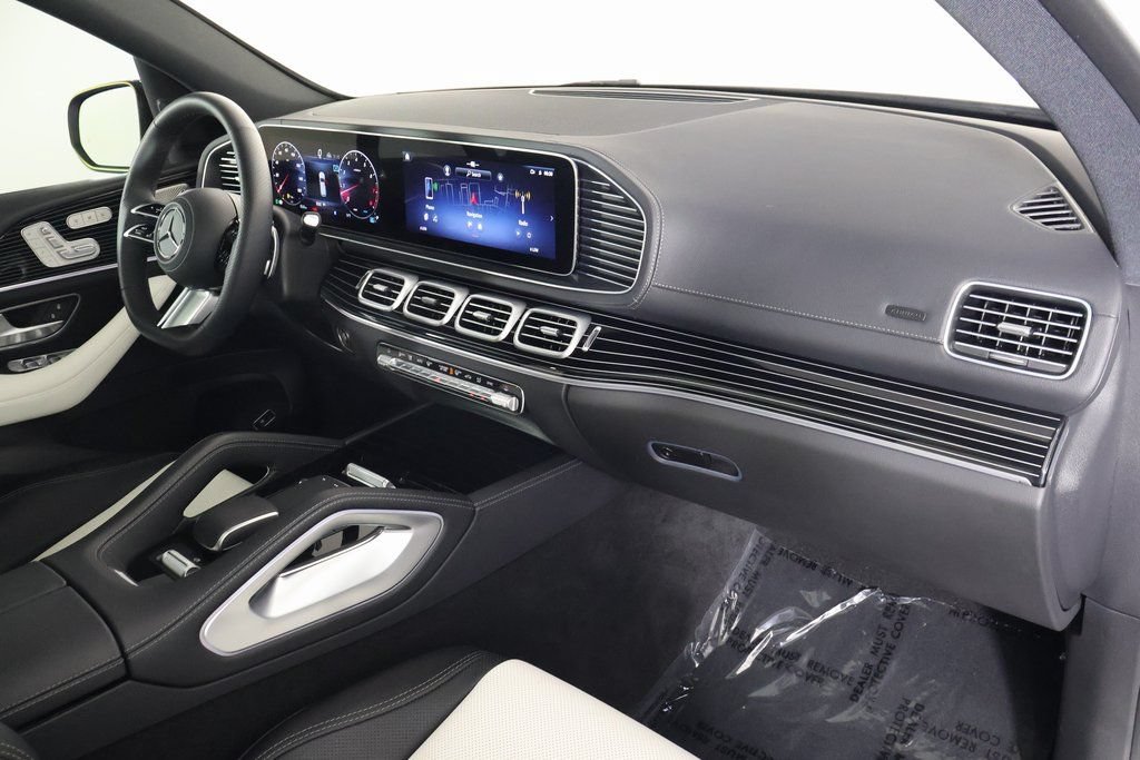 Certified 2026 Mercedes-Benz GLE 580 4MATIC image 9