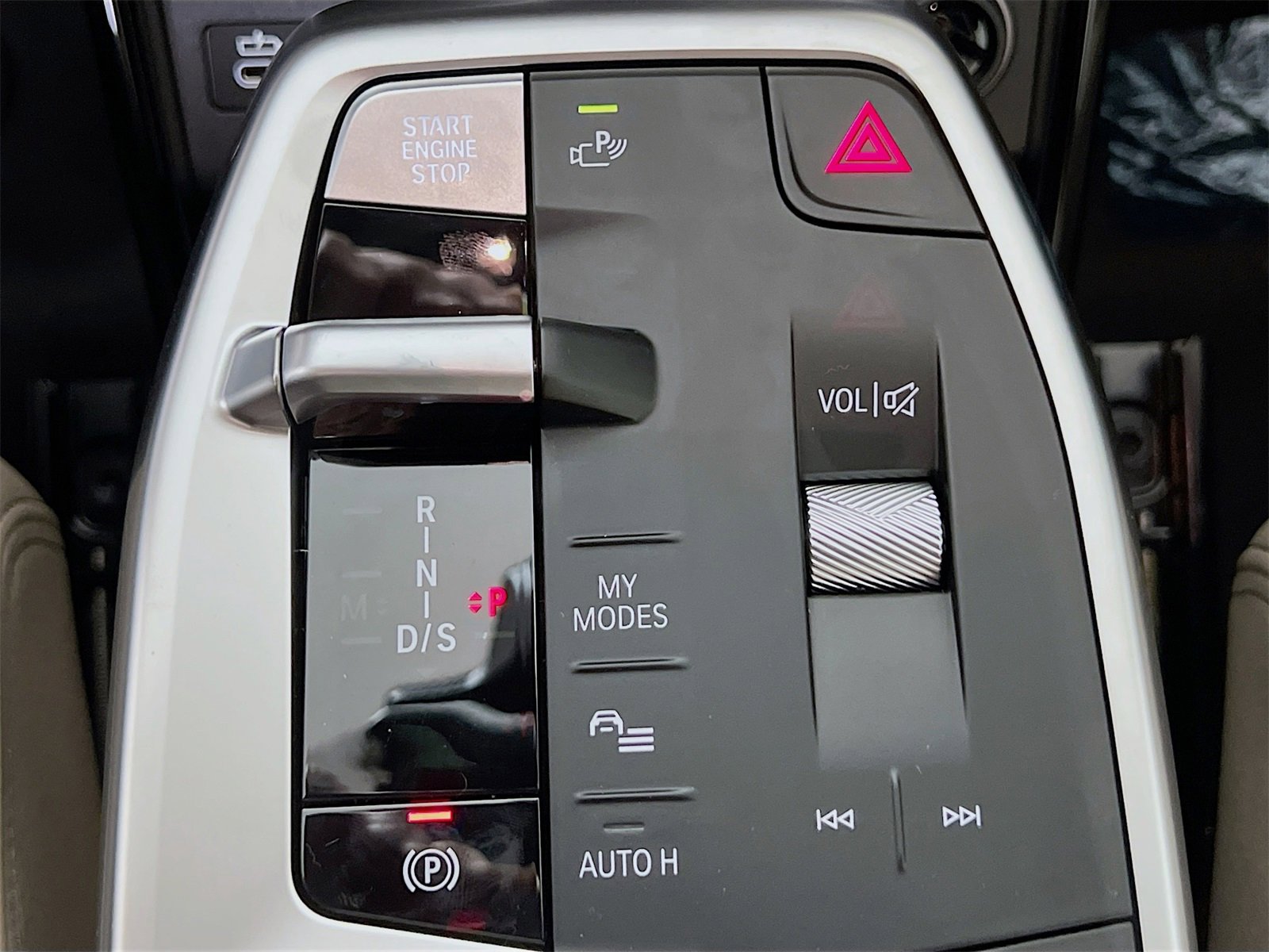 New 2025 BMW X1 xDrive28i w/ M Sport Package image 19