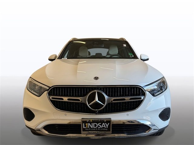 Used 2025 Mercedes-Benz GLC 300 4MATIC image 8