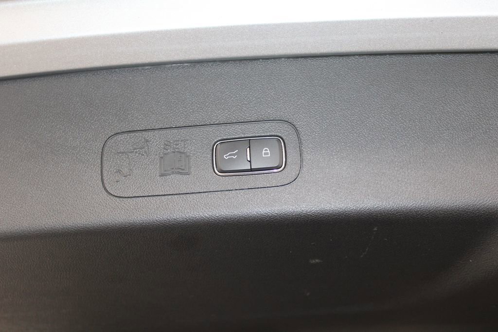 Used 2022 Lincoln Aviator Reserve w/ Equipment Group 201A image 19