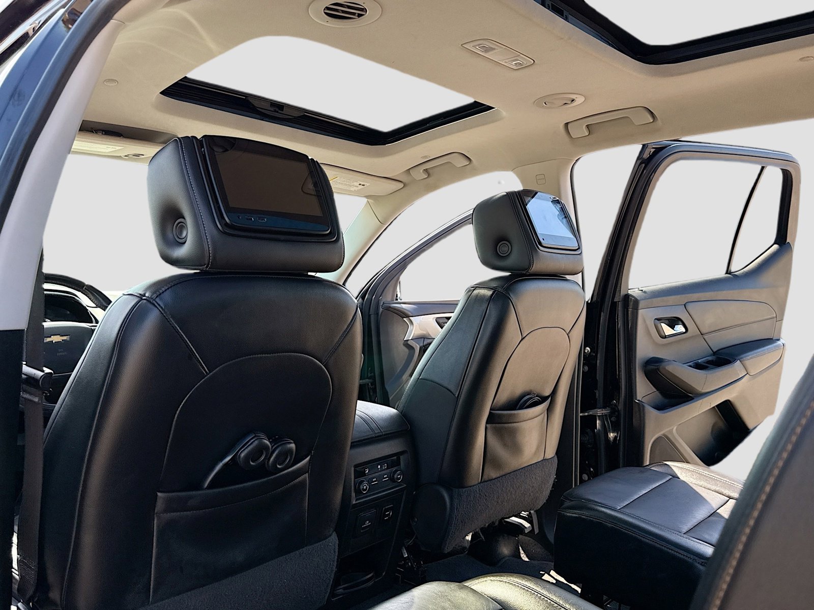 Used 2018 Chevrolet Traverse LT AWD/4WD image 6