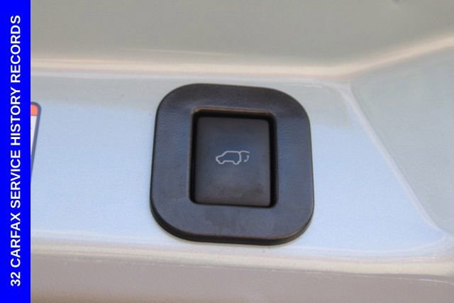 Used 2015 Toyota Sienna XLE FWD image 10