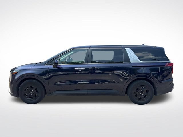 Used 2025 Kia Carnival FWD image 2