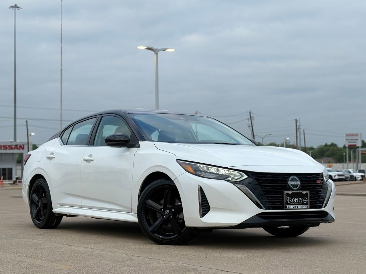 Certified 2024 Nissan Sentra SR image 2